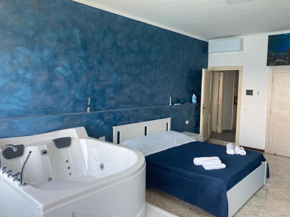 Suite Al Mare Taranto Exteriér fotografie